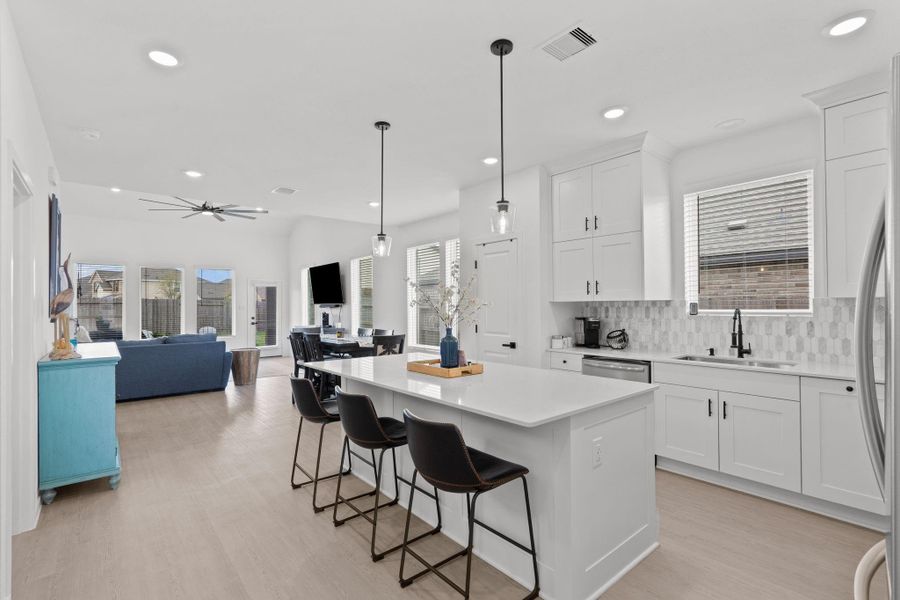 Furnished interior view inside a new home in Lago Mar, Texas City (Image 6).