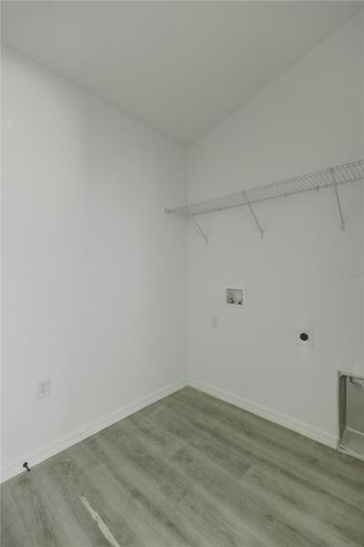 Spacious, unfurnished interior of a new home in , Summerfield (Image 9).