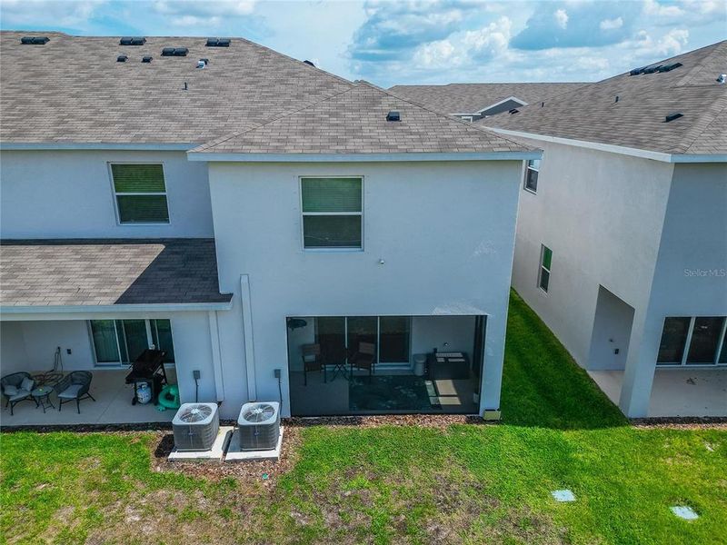 Exterior details and patio area of a home in Mangrove Point, Apollo Beach (Image 29).