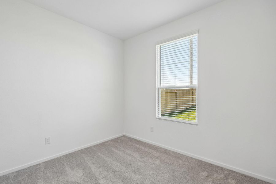 Spacious, unfurnished interior of a new home in Stokesbury, Waller (Image 29).