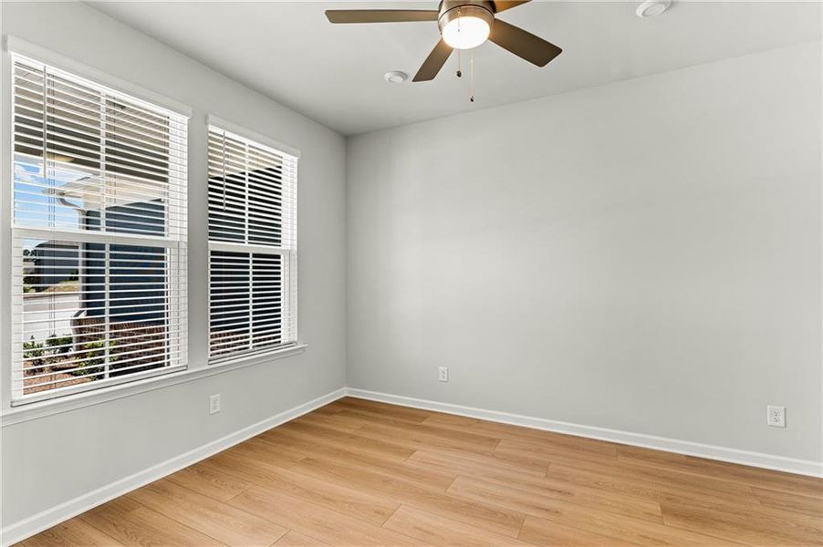 Spacious, unfurnished interior of a new home in Watermist at Mirror Lake, Villa Rica (Image 12).