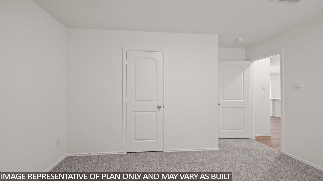 Spacious, unfurnished interior of a new home in Venetian Pines, Conroe (Image 14).