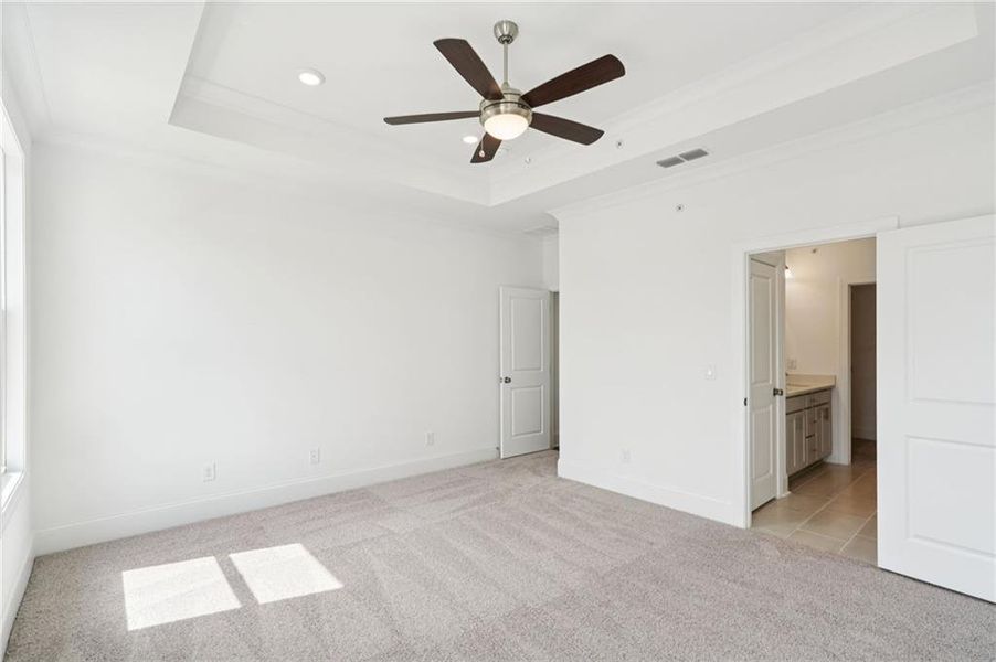 Spacious, unfurnished interior of a new home in IveyBrooke, Alpharetta (Image 16).