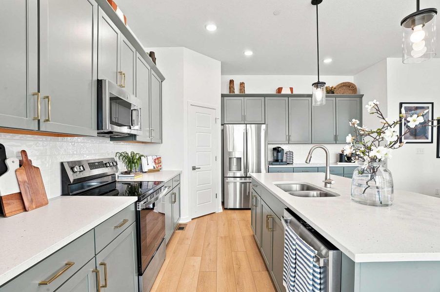The Devin - Kitchen The Devin - Kitchen