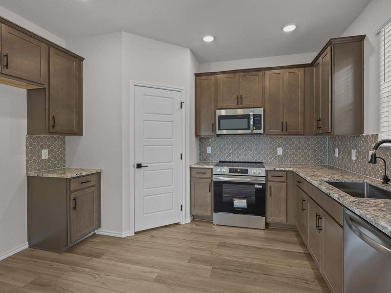 Representative furnished interior of a home built from the The Florence B by Davidson Homes LLC in Cedar Heights, San Antonio (Image 8).