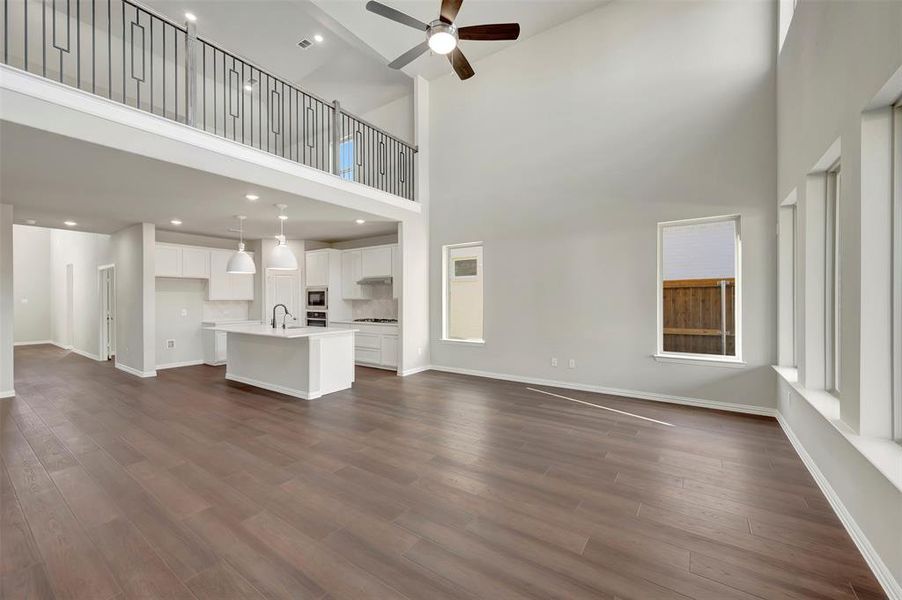 Spacious, unfurnished interior of a new home in Lily Creek at Sutton Fields, Aubrey (Image 36).