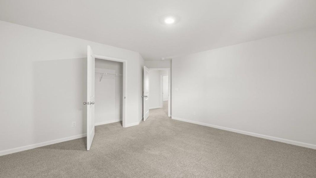 Spacious, unfurnished interior of a new home in Hamptons at Riverwood East, Dallas (Image 54).