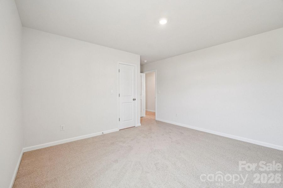 Spacious, unfurnished interior of a new home in Cline Village, Conover (Image 30).