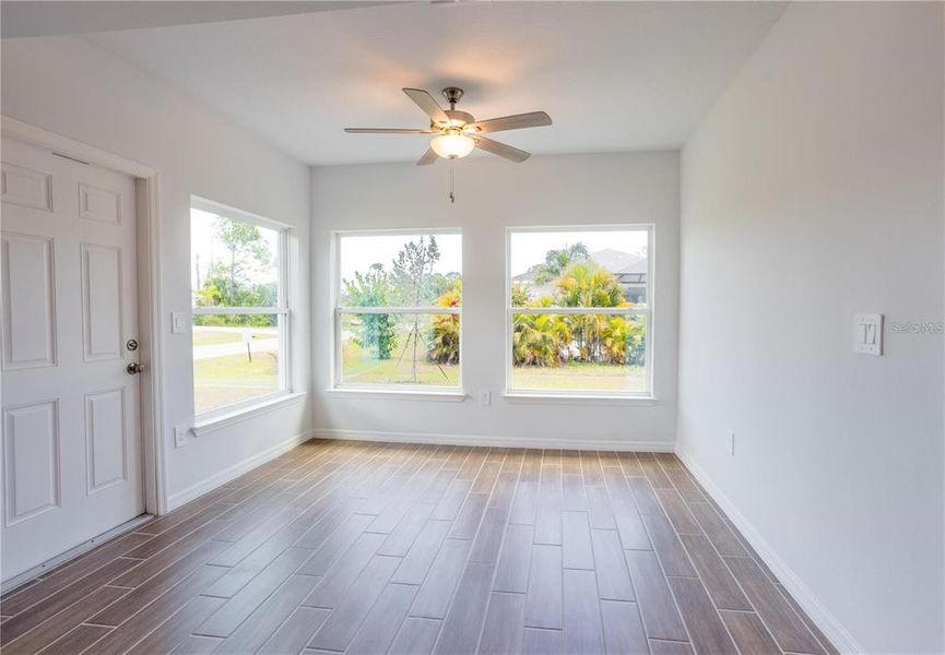 Spacious, unfurnished interior of a new home in , Rotonda West (Image 22).