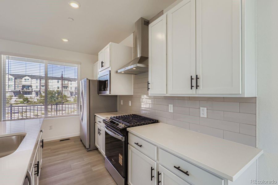 Furnished interior view inside a new home in , Broomfield (Image 9).