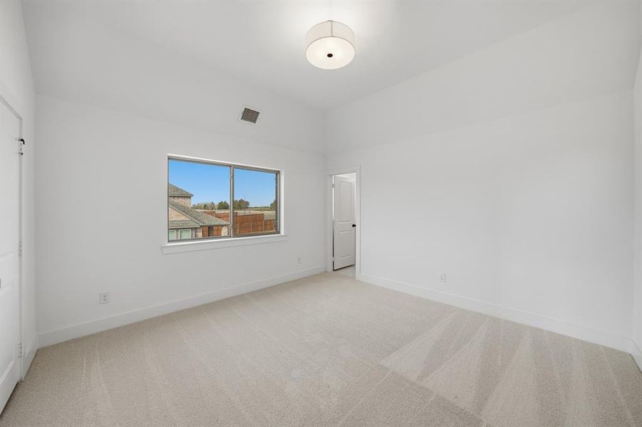 Spacious, unfurnished interior of a new home in Aster Park, McKinney (Image 30). Spacious, unfurnished interior of a new home in Aster Park, McKinney (Image 30).