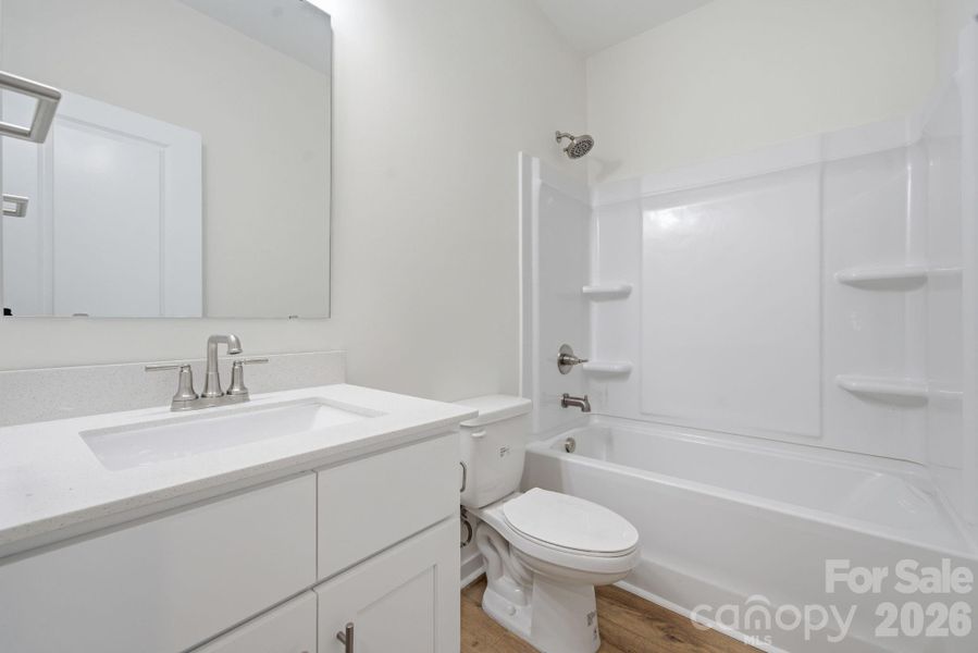 2nd Full Bathroom