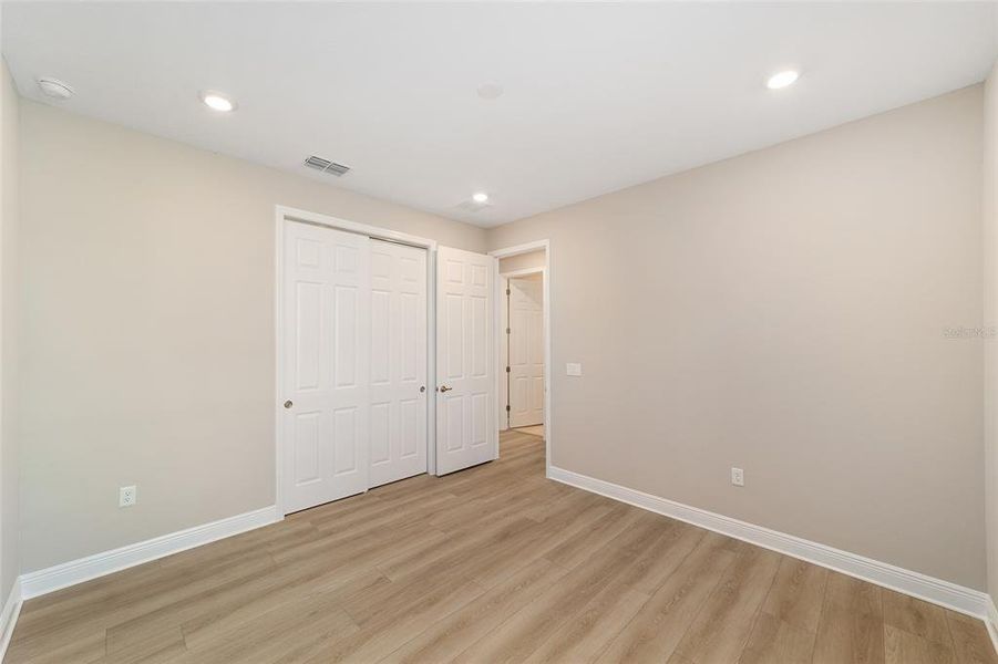 Spacious, unfurnished interior of a new home in , Ocala (Image 44).