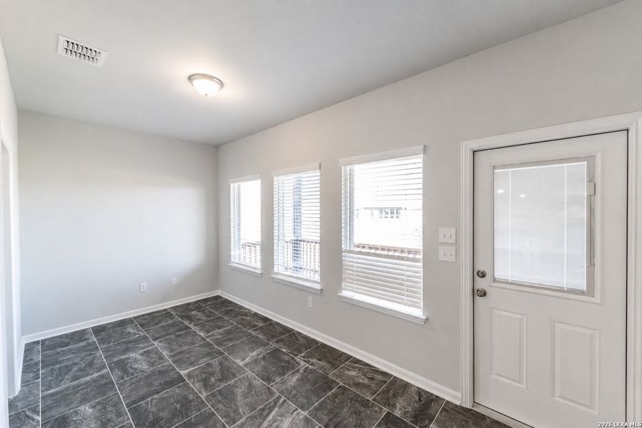 Spacious, unfurnished interior of a new home in Morgan Meadows, San Antonio (Image 11).