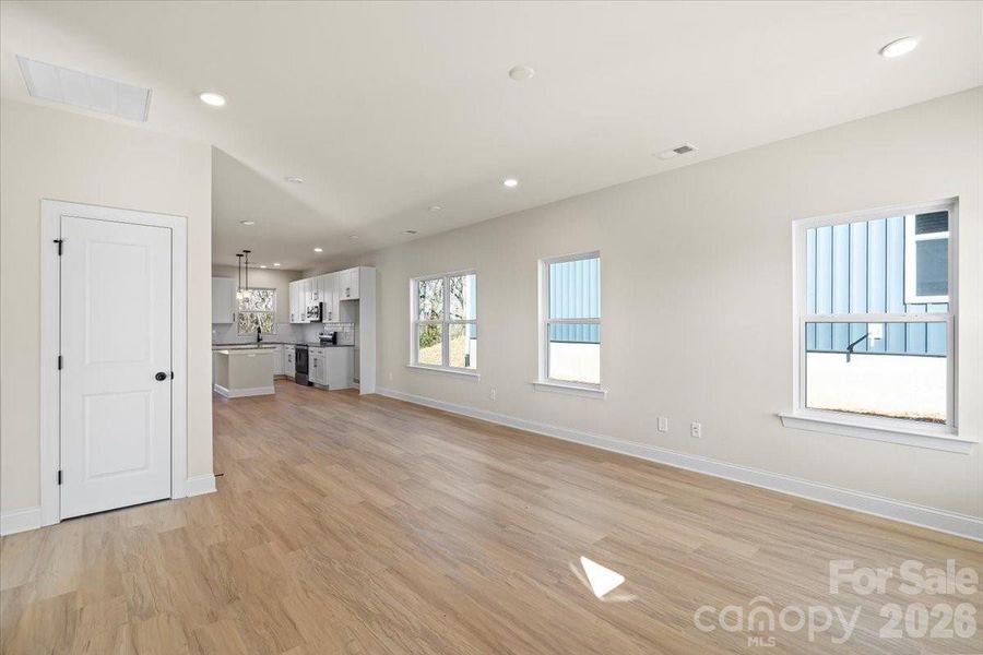 Spacious, unfurnished interior of a new home in , Hickory (Image 18).