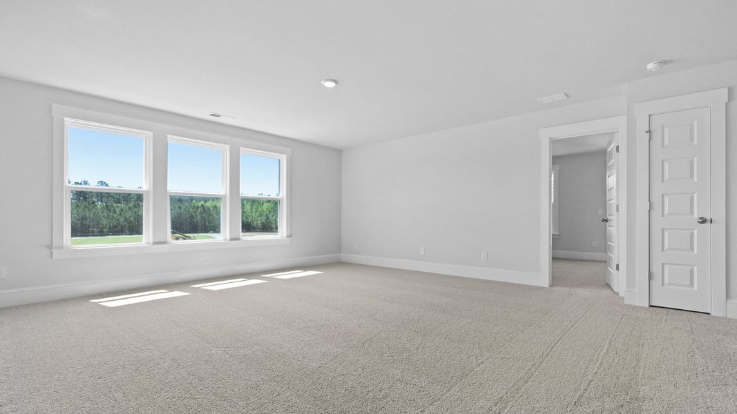 Representative unfurnished interior of a home built from the HARBOR OAK by D.R. Horton in Berkeley Bay, Ridgeville (Image 24). Representative unfurnished interior of a home built from the HARBOR OAK by D.R. Horton in Berkeley Bay, Ridgeville (Image 24).