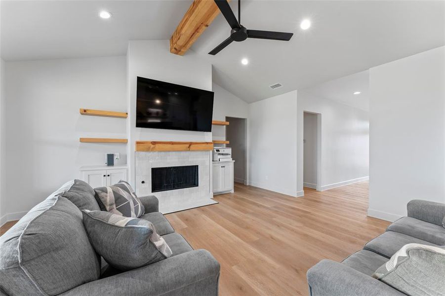 Furnished interior view inside a new home in , Abilene (Image 12).