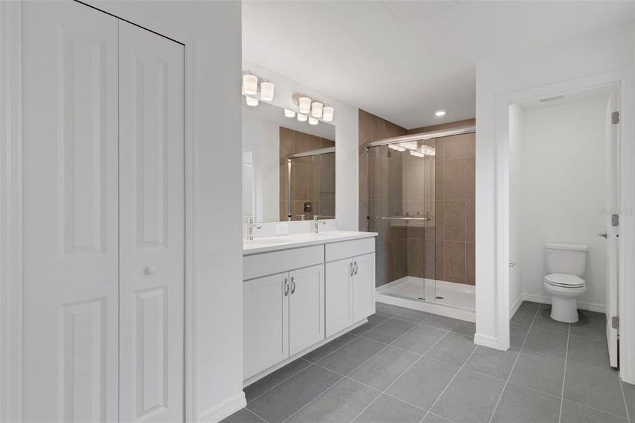 Furnished interior view inside a new home in Southpointe, Palmetto (Image 11).