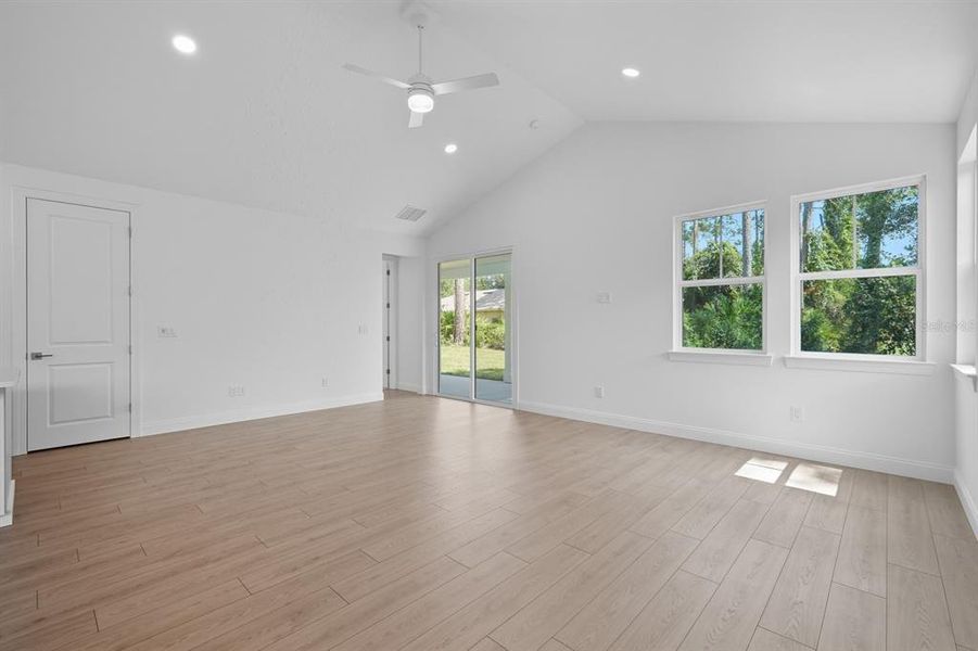 Spacious, unfurnished interior of a new home in Palm Coast Homes, Palm Coast (Image 45).