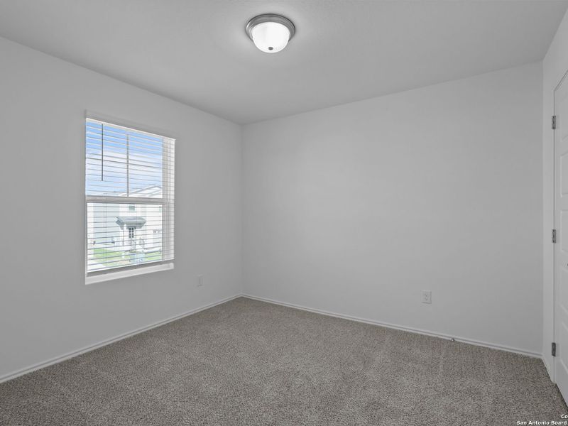 Spacious, unfurnished interior of a new home in Applewhite Meadows, San Antonio (Image 23).