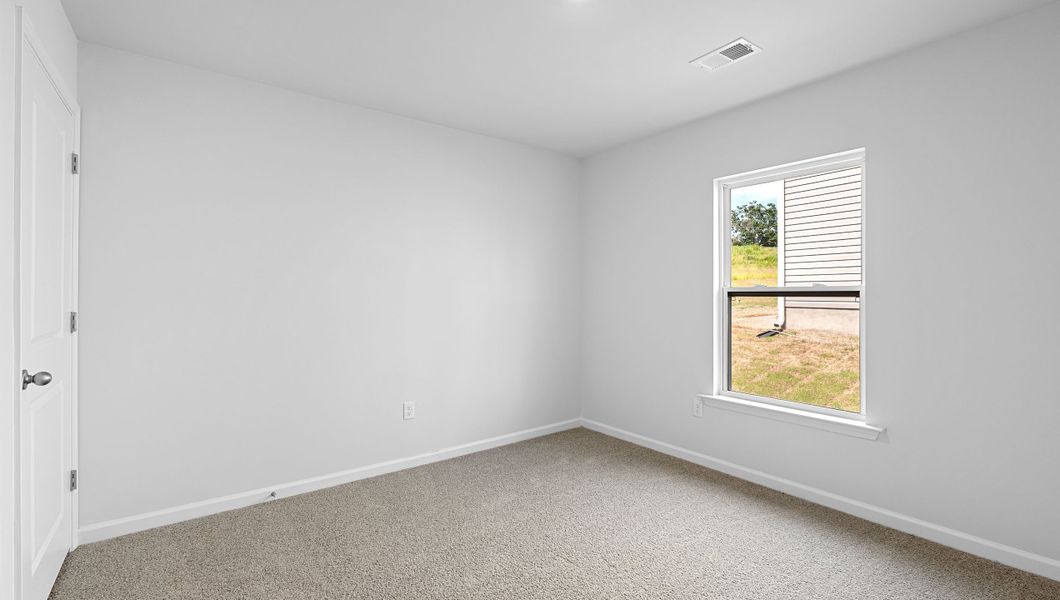 Spacious, unfurnished interior of a new home in Lakestone, Woodruff (Image 15).