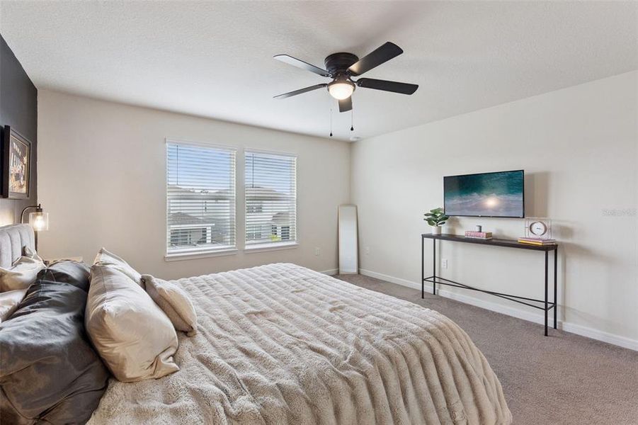 Furnished interior view inside a new home in , Clermont (Image 7).
