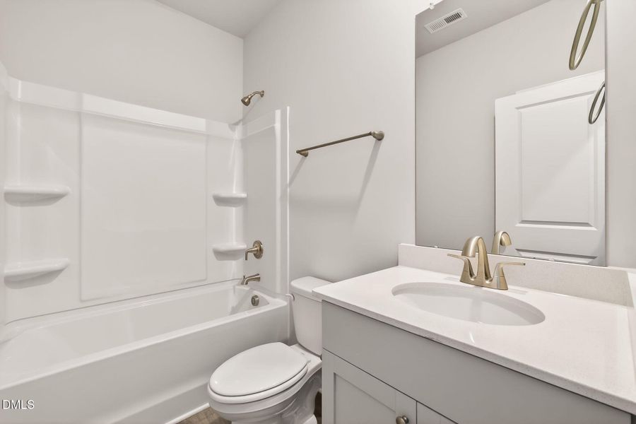 10-web-or-mls-DSC01437 10-web-or-mls-DSC01437
