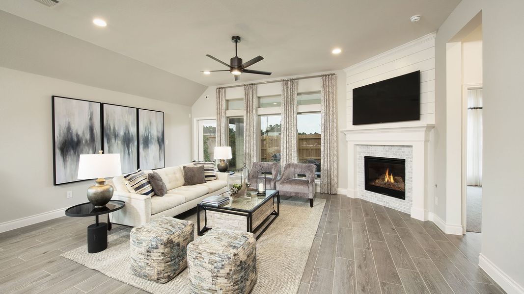 Furnished interior view inside a new home in Candela, Richmond (Image 53).