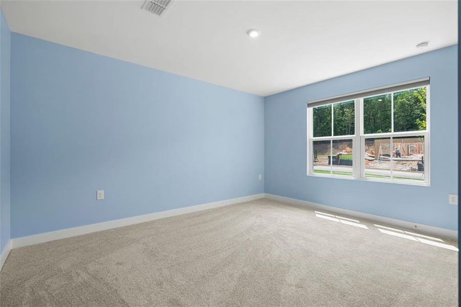 Spacious, unfurnished interior of a new home in , Dallas (Image 17).