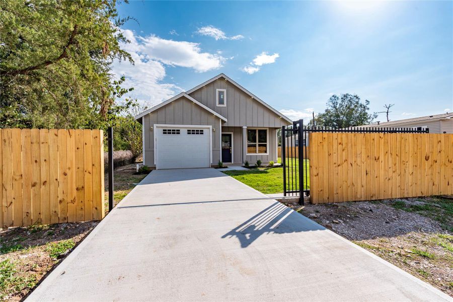 4523 Rose LN, Fresno, TX 77545 4523 Rose LN, Fresno, TX 77545