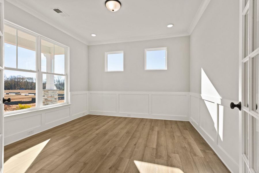 Spacious, unfurnished interior of a new home in Founders Club, Moore (Image 16).