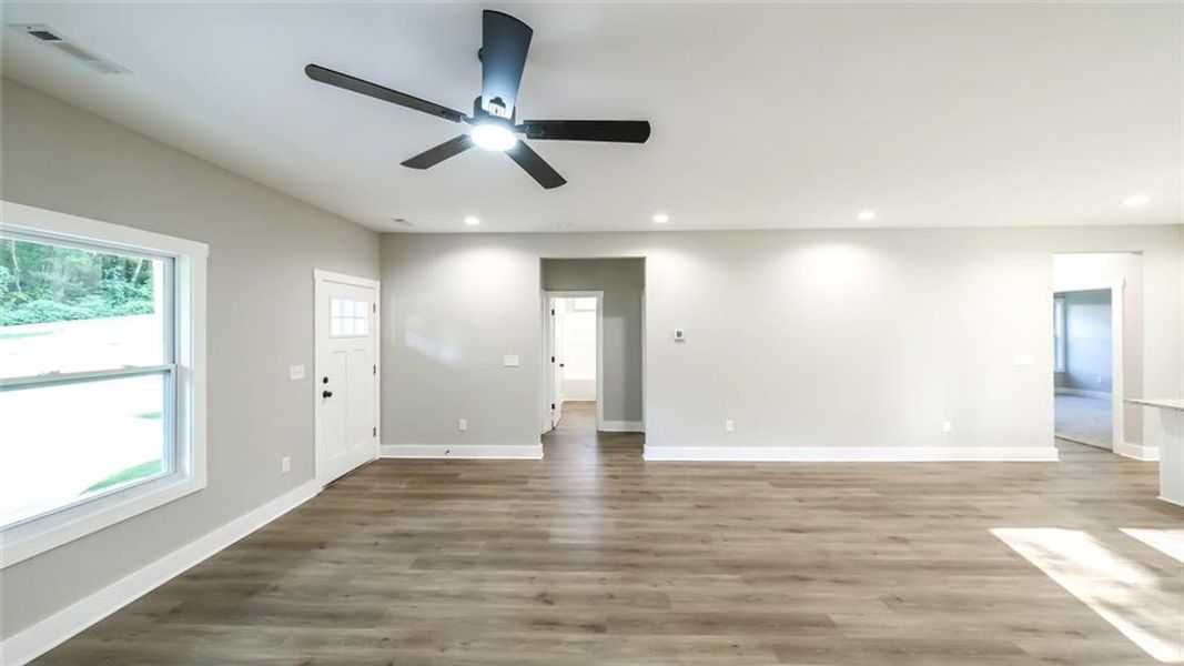Spacious, unfurnished interior of a new home in , Bremen (Image 34).