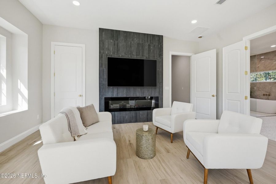 Furnished interior view inside a new home in , Atlantic Beach (Image 46).