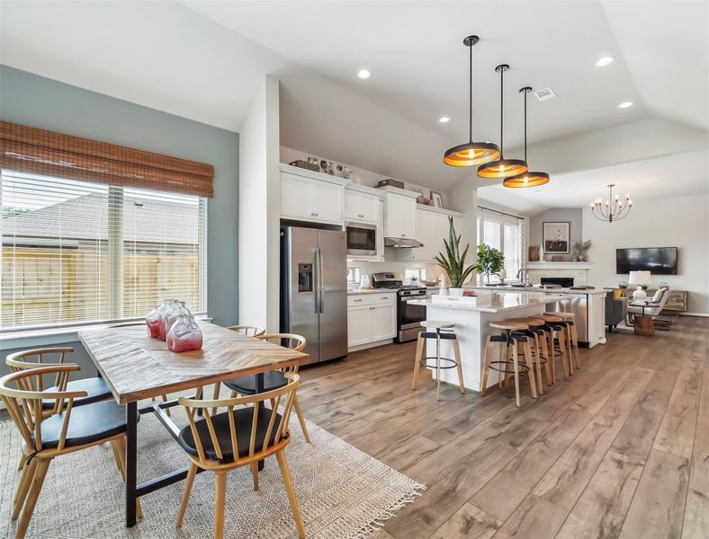 **Photos are representative - not of actual home** **Photos are representative - not of actual home**