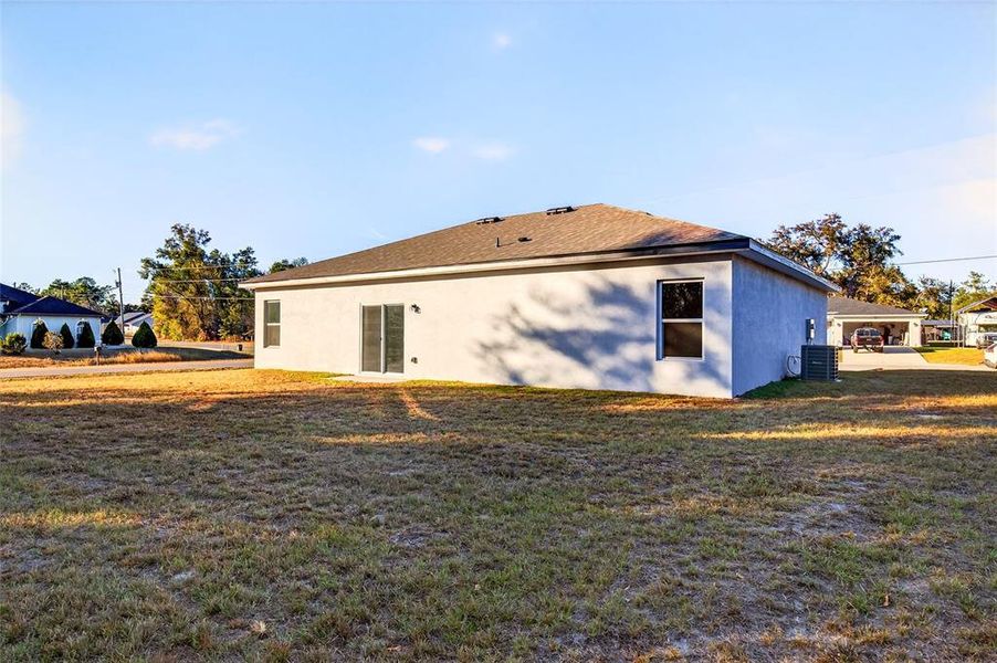Exterior details and patio area of a home in , Ocala (Image 3). Exterior details and patio area of a home in , Ocala (Image 3).