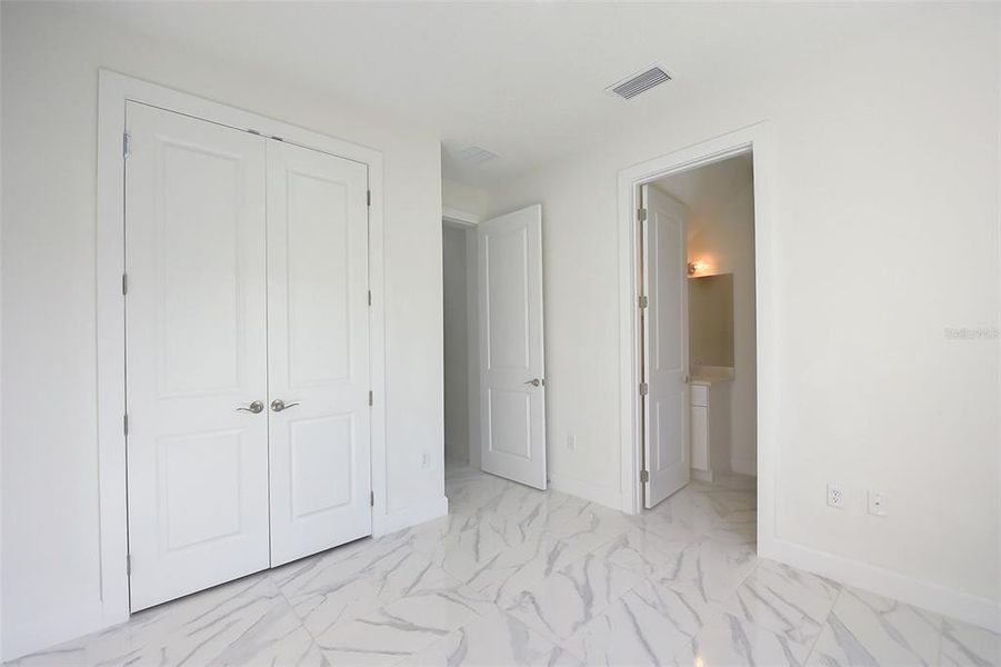 Spacious, unfurnished interior of a new home in , Apopka (Image 30).