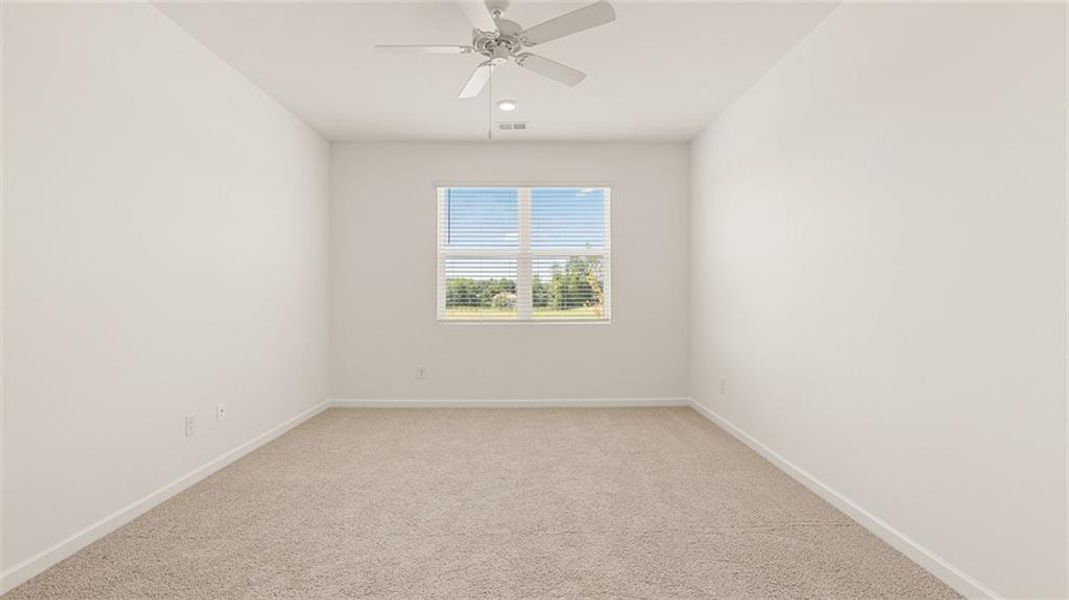 Spacious, unfurnished interior of a new home in Oakchase at Hampton, Hampton (Image 22).