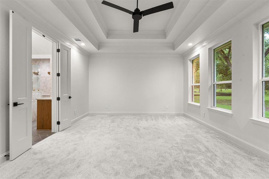 Spacious, unfurnished interior of a new home in Pecan Plantation, Granbury (Image 23). Spacious, unfurnished interior of a new home in Pecan Plantation, Granbury (Image 23).