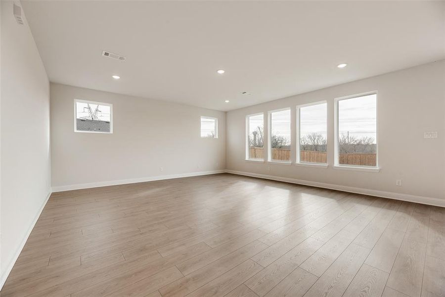Spacious, unfurnished interior of a new home in Creekside of Crowley, Crowley (Image 30). Spacious, unfurnished interior of a new home in Creekside of Crowley, Crowley (Image 30).