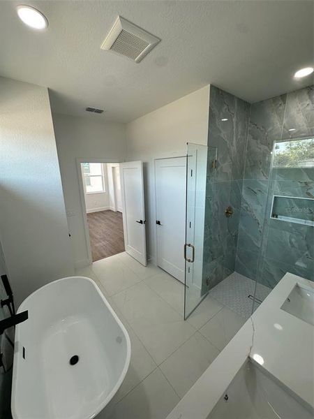 Furnished interior view inside a new home in , Tampa (Image 6).