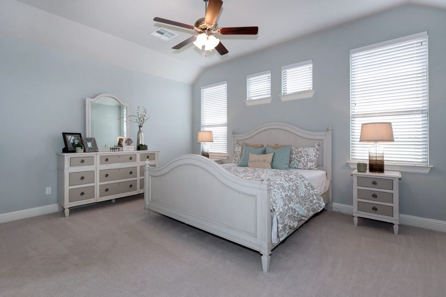 Representative furnished interior of a home built from the Oaks 2985 by Brohn Homes in Oaks at San Gabriel, Georgetown (Image 9).