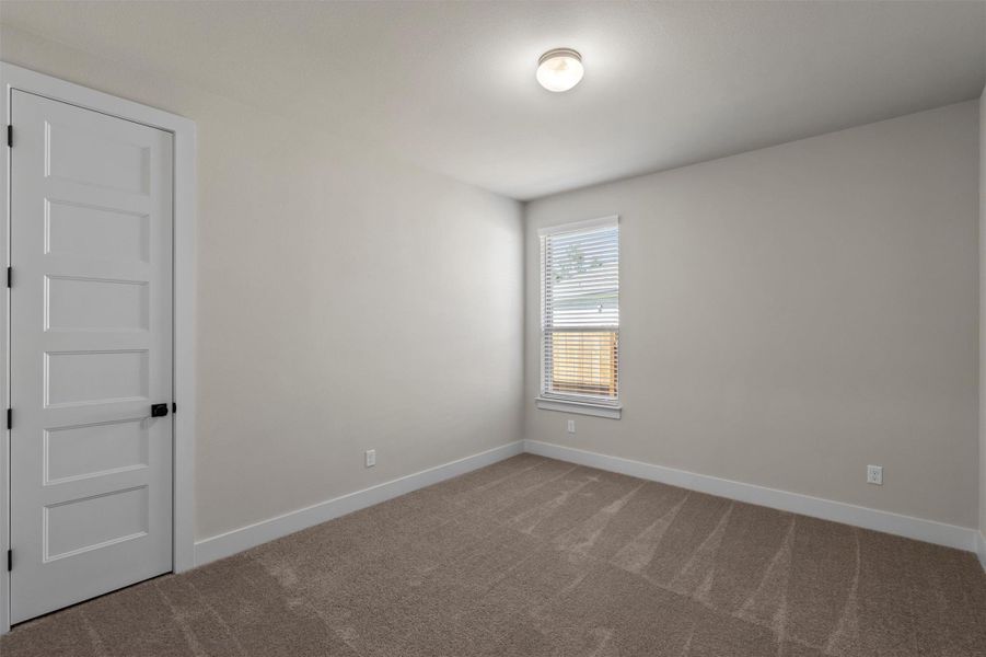 Spacious, unfurnished interior of a new home in Crescent Bluff, Georgetown (Image 35). Spacious, unfurnished interior of a new home in Crescent Bluff, Georgetown (Image 35).