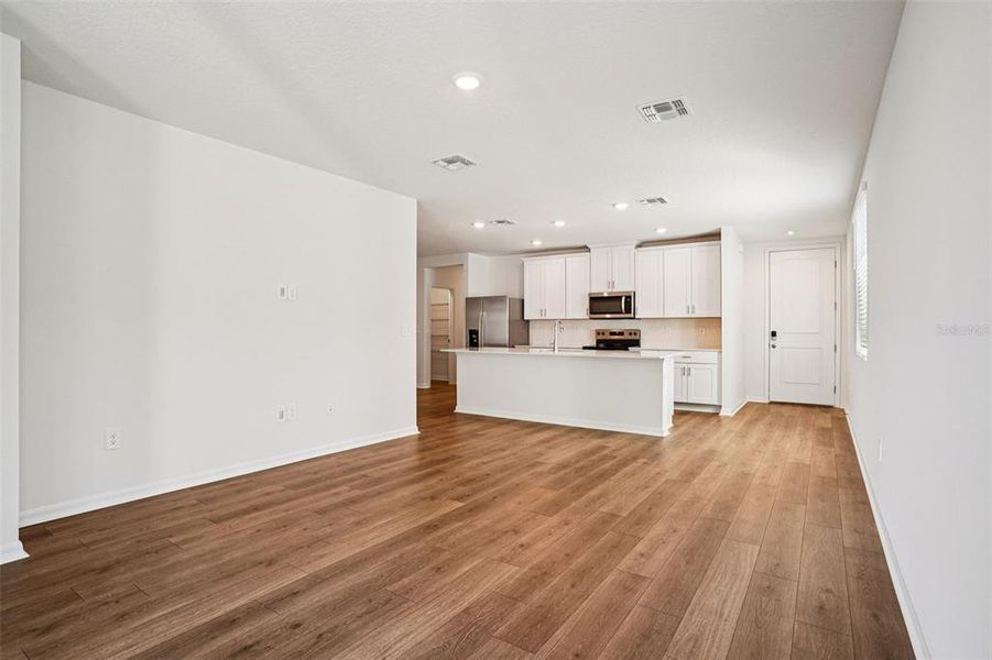 Spacious, unfurnished interior of a new home in Ridgehaven - Villas, Ormond Beach (Image 19).