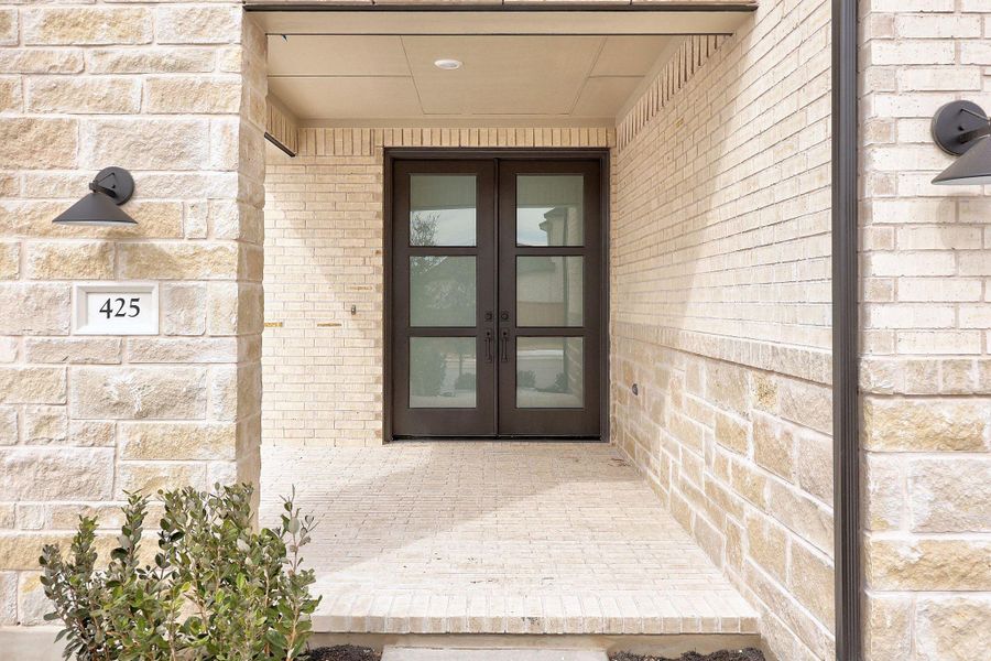 Exterior details and patio area of a home in Parmer Ranch, Georgetown (Image 3).