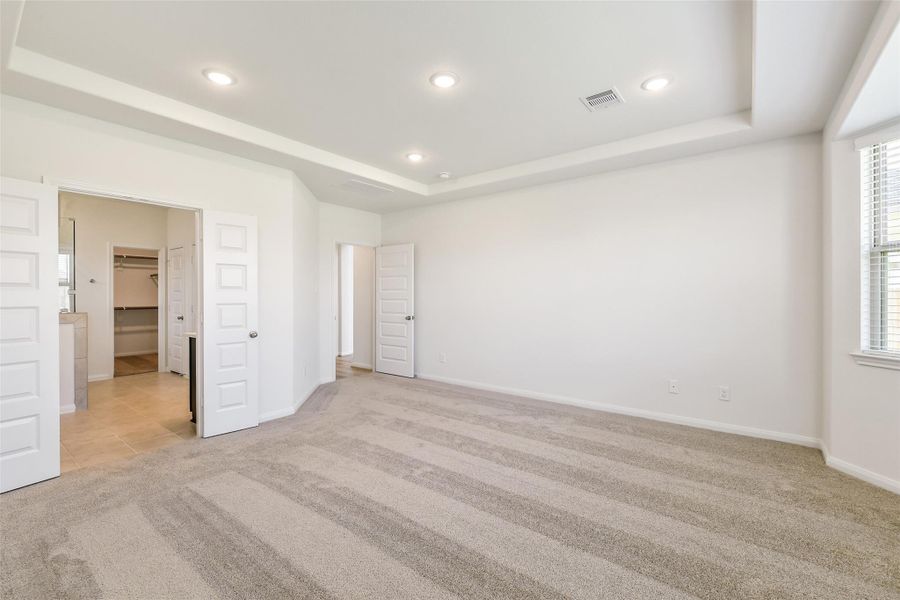 Spacious, unfurnished interior of a new home in Stone Creek Ranch, Hockley (Image 39). Spacious, unfurnished interior of a new home in Stone Creek Ranch, Hockley (Image 39).