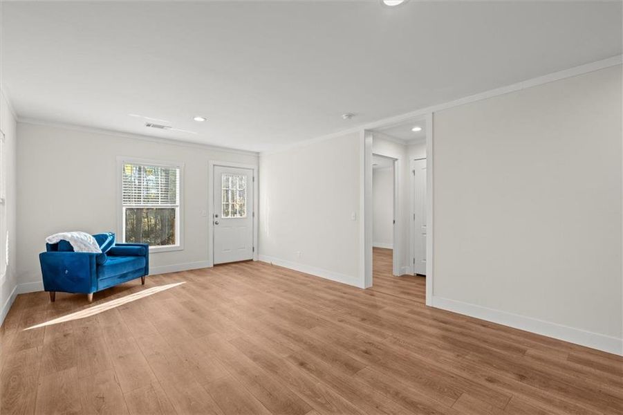 Spacious, unfurnished interior of a new home in , Bremen (Image 16). Spacious, unfurnished interior of a new home in , Bremen (Image 16).