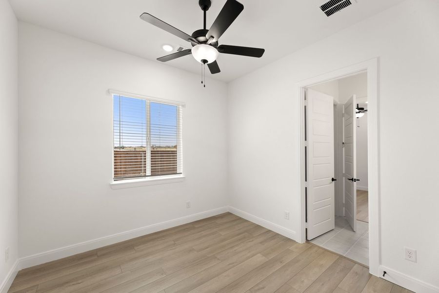Spacious, unfurnished interior of a new home in Lily Creek at Sutton Fields, Aubrey (Image 18). Spacious, unfurnished interior of a new home in Lily Creek at Sutton Fields, Aubrey (Image 18).