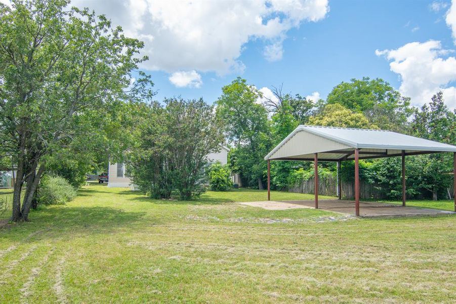 Community amenities in , Brownwood (Image 18).