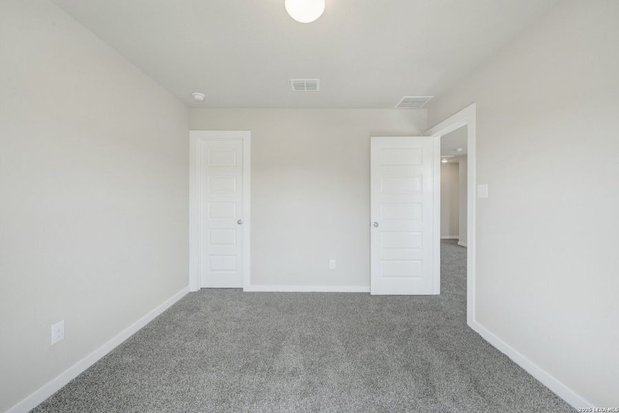 Spacious, unfurnished interior of a new home in Mesquite Ridge, San Antonio (Image 13). Spacious, unfurnished interior of a new home in Mesquite Ridge, San Antonio (Image 13).