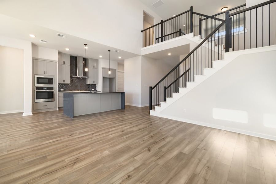 Spacious, unfurnished interior of a new home in Park Collection at Lariat, Liberty Hill (Image 35).